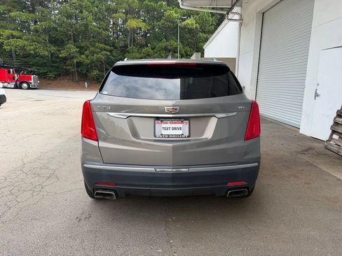 Used 2017 Cadillac XT5 FWD image 6