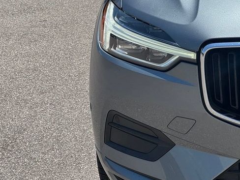 Used 2019 Volvo XC60 T5 Momentum w/ Premium Package AWD/4WD image 8