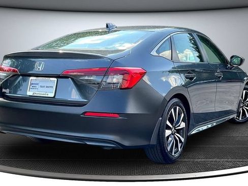 Used 2024 Honda Civic EX image 5