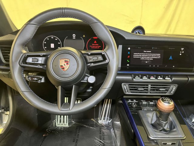 Certified 2026 Porsche 911 Carrera T RWD image 23