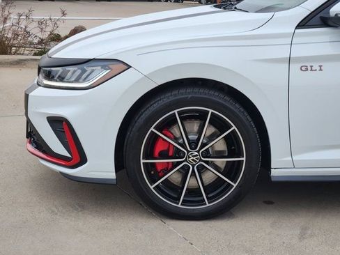 Used 2025 Volkswagen Jetta GLI Autobahn image 15