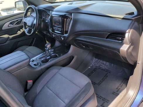 Used 2023 Chevrolet Traverse LT FWD image 35