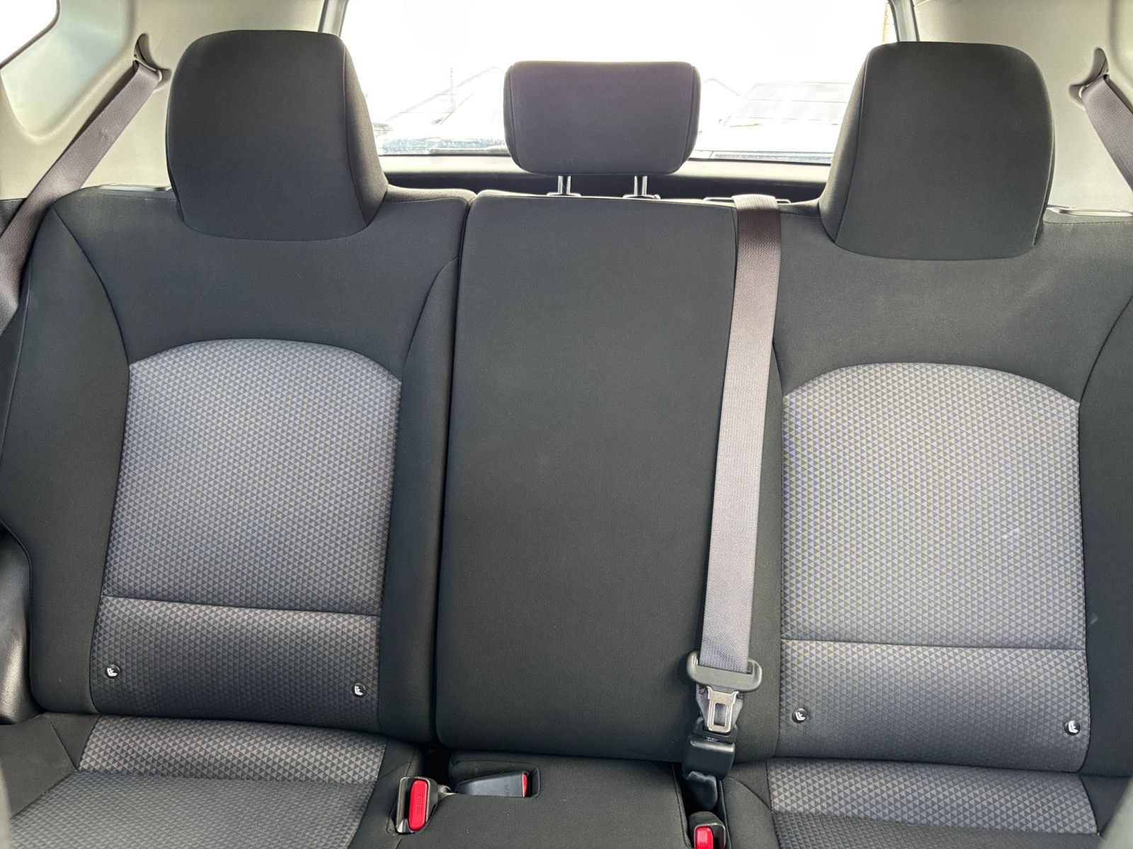 Used 2025 Kia Soul LX w/ LX Technology Package FWD image 35