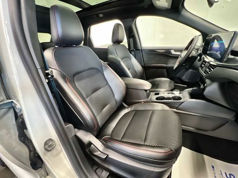 New 2025 Ford Escape ST-Line image 26