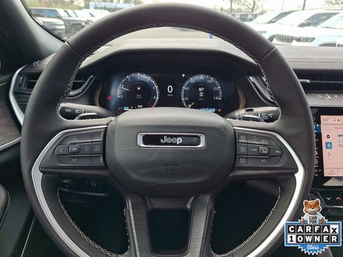 New 2026 Jeep Grand Cherokee Limited AWD/4WD image 11
