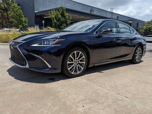 Used 2021 Lexus ES 350 w/ Premium Package FWD image 10