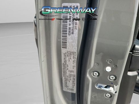 New 2026 Jeep Cherokee Laredo image 31