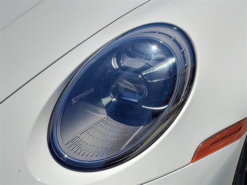 Used 2024 Porsche 911 Carrera GTS image 34