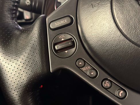Used 2016 Nissan GT-R Premium AWD/4WD image 37