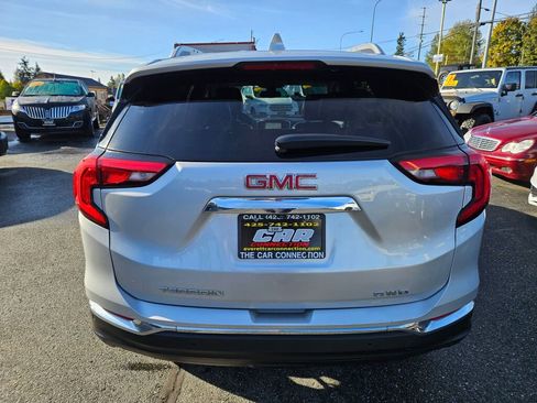 Used 2019 GMC Terrain SLT w/ Preferred Package image 5