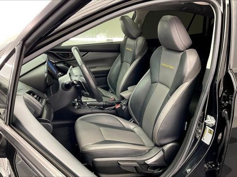 Used 2021 Subaru Crosstrek 2.5i Sport w/ Moonroof Package image 17