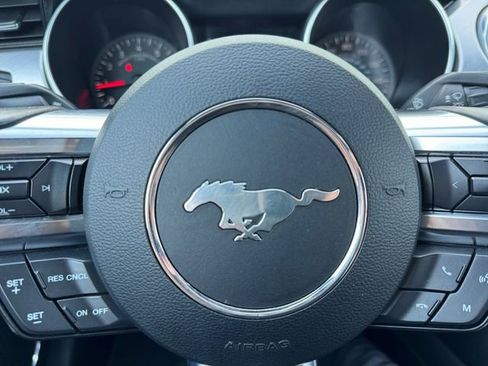 Used 2023 Ford Mustang Premium image 8