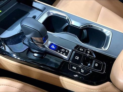 Used 2024 Lexus NX 350 AWD image 13