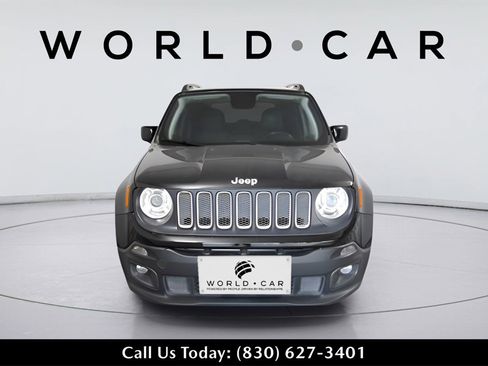 Used 2018 Jeep Renegade Latitude w/ Safety & Security Group image 2