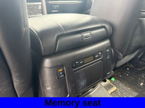 Used 2022 Nissan Armada Platinum w/ Captain's Chairs Package AWD/4WD image 11