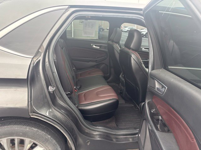 Used 2020 Ford Edge Titanium w/ Equipment Group 301A AWD/4WD image 11