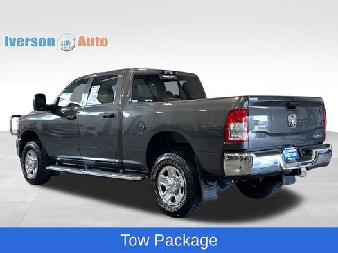 Used 2024 RAM 2500 Tradesman w/ Chrome Appearance Group AWD/4WD image 7