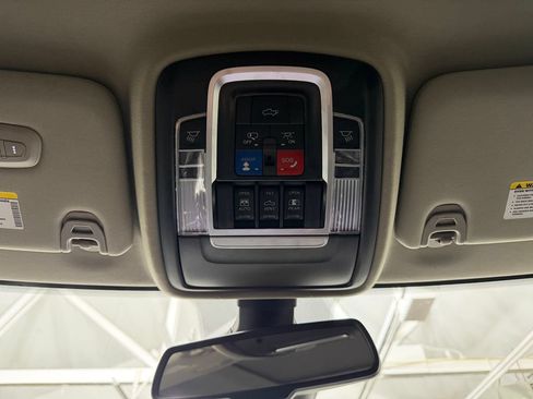 Used 2023 RAM 3500 Laramie AWD/4WD image 36
