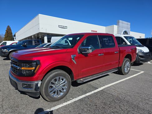 Used 2024 Ford F150 XLT w/ Equipment Group 303A High image 4
