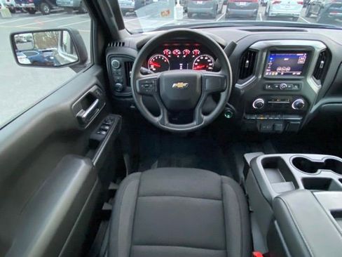 Certified 2025 Chevrolet Silverado 1500 Custom image 28