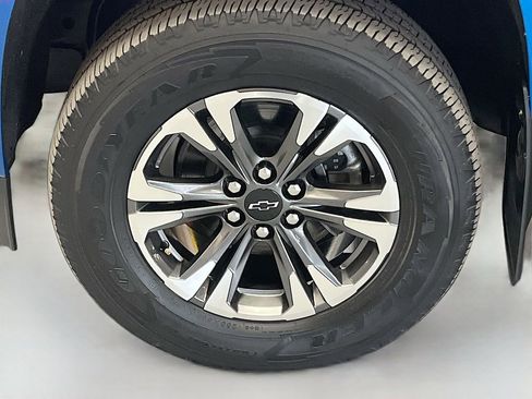 Used 2021 Chevrolet Colorado Z71 w/ Safety Package image 31