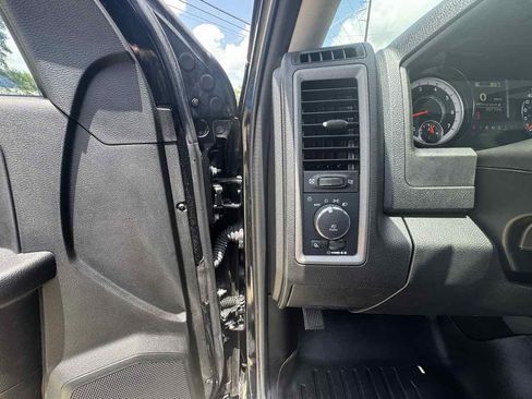 Used 2023 RAM 1500 Tradesman w/ Tradesman SXT Package AWD/4WD image 12