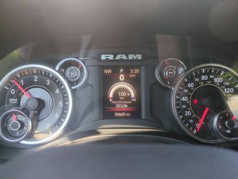 Used 2022 RAM 1500 Big Horn AWD/4WD image 25