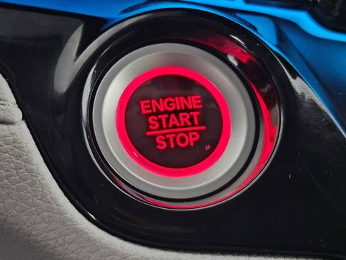 Used 2024 Honda Odyssey Elite image 32