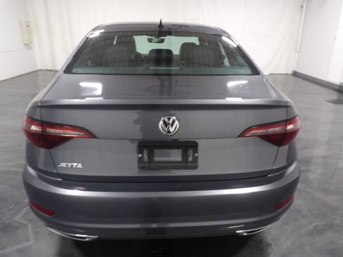 Used 2020 Volkswagen Jetta R-Line w/ R-Line Cold Weather Package FWD image 5