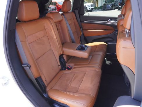 Used 2021 Jeep Grand Cherokee SRT AWD/4WD image 9