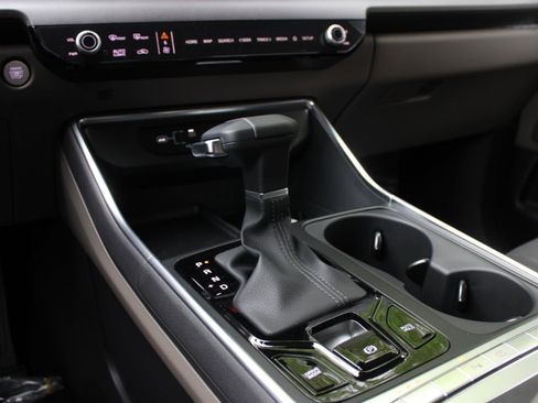 New 2026 Kia Carnival EX FWD image 16