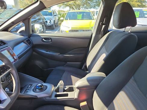 Used 2022 Nissan Leaf S Plus image 12