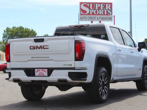 Used 2021 GMC Sierra 1500 AT4 w/ AT4 Premium Package AWD/4WD image 4