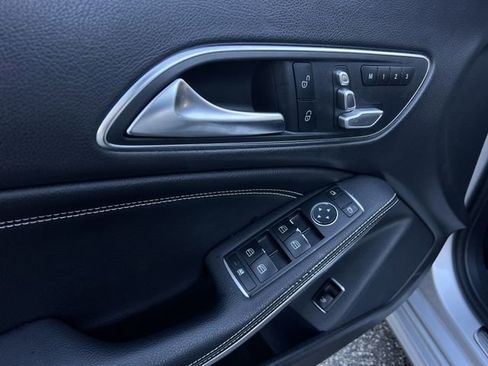 Used 2019 Mercedes-Benz CLA 250 CLA 250 image 11