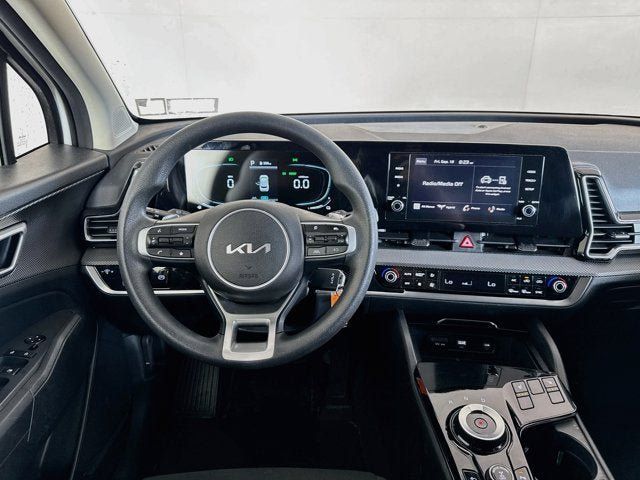 Used 2023 Kia Sportage LX AWD/4WD image 21