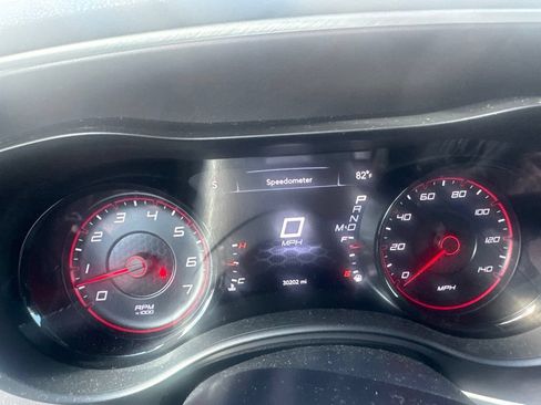 Used 2021 Dodge Charger SXT w/ Blacktop Package RWD image 38