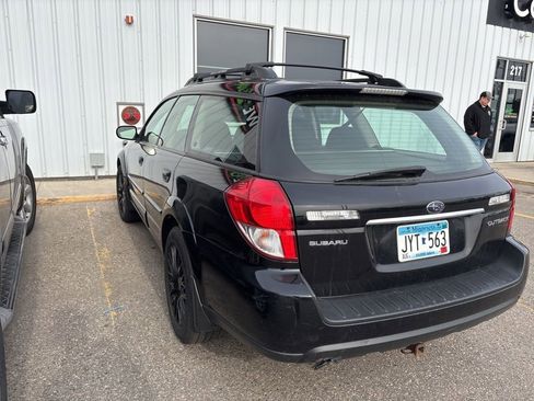 Used 2009 Subaru Outback 2.5i Special Edition AWD/4WD image 7