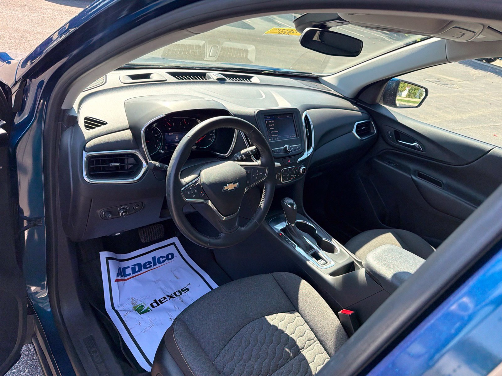Used 2021 Chevrolet Equinox LT FWD image 10