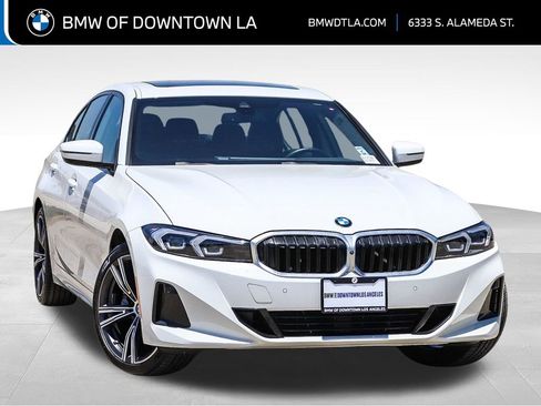Used 2023 BMW 330i Sedan w/ Parking Assistance Package RWD image 1