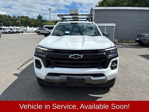 Used 2024 Chevrolet Colorado Z71 w/ Advanced Trailering Package AWD/4WD image 2