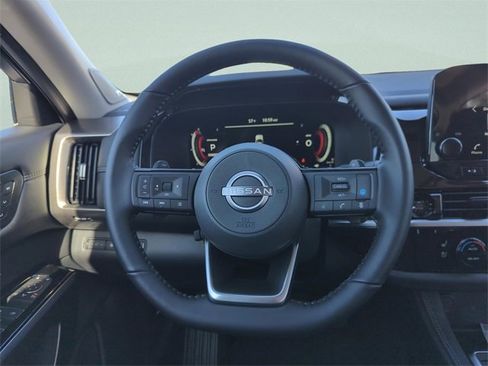 New 2025 Nissan Pathfinder Platinum w/ Lighting Package (N92) image 26