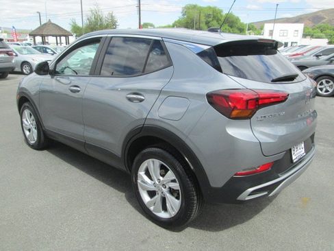 Used 2025 Buick Encore GX Preferred AWD/4WD image 4