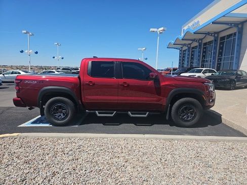 Used 2025 Nissan Frontier PRO-4X AWD/4WD image 4
