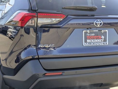 Used 2024 Toyota RAV4 XLE Premium image 9