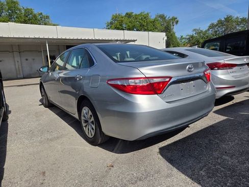 Used 2016 Toyota Camry LE FWD image 4