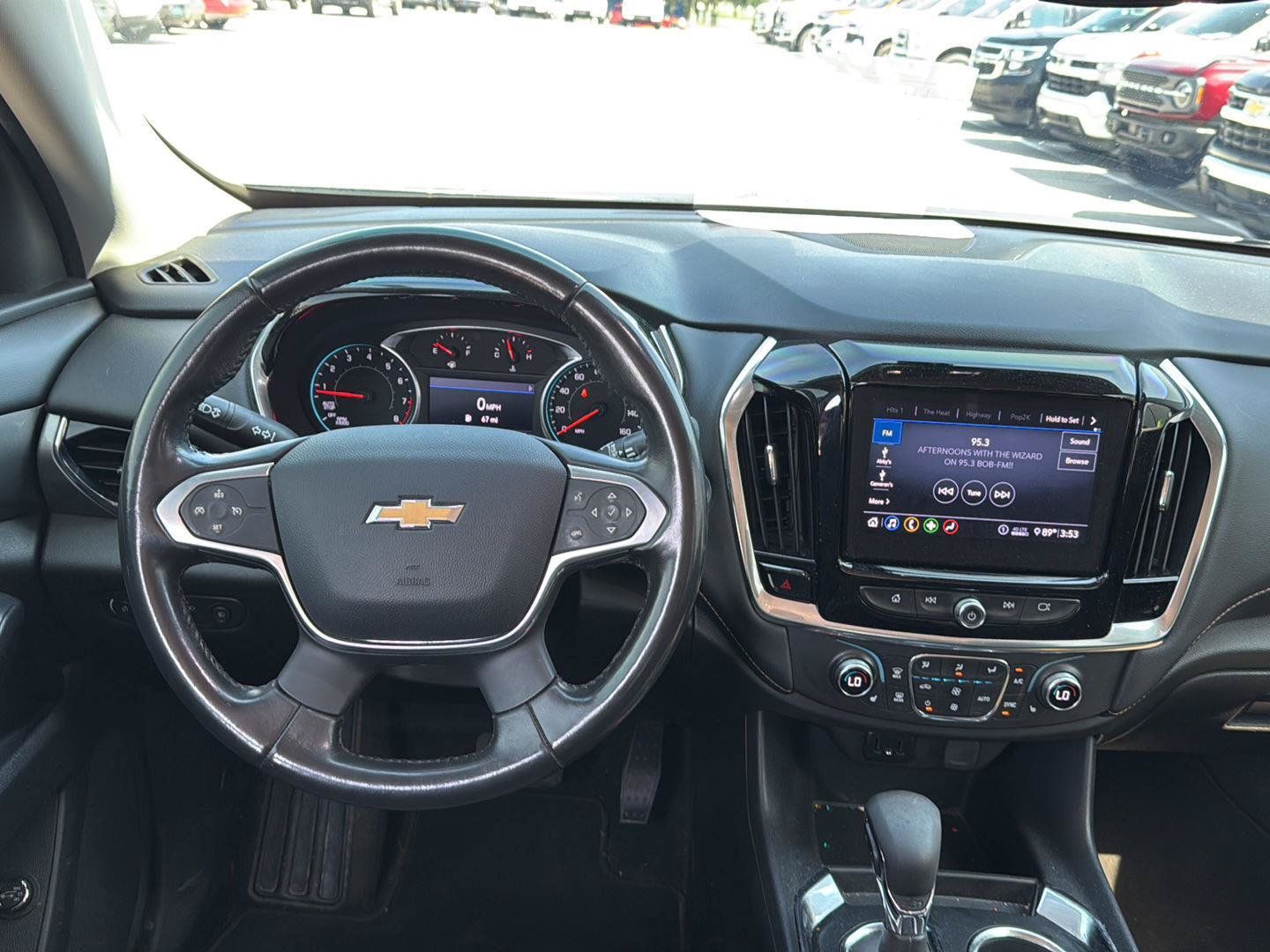 Used 2021 Chevrolet Traverse LT FWD image 8