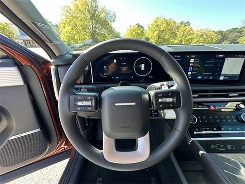 Used 2025 Hyundai Santa Fe Limited image 14