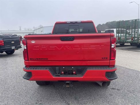 Used 2022 Chevrolet Silverado 2500 LTZ w/ LTZ Plus Package image 5
