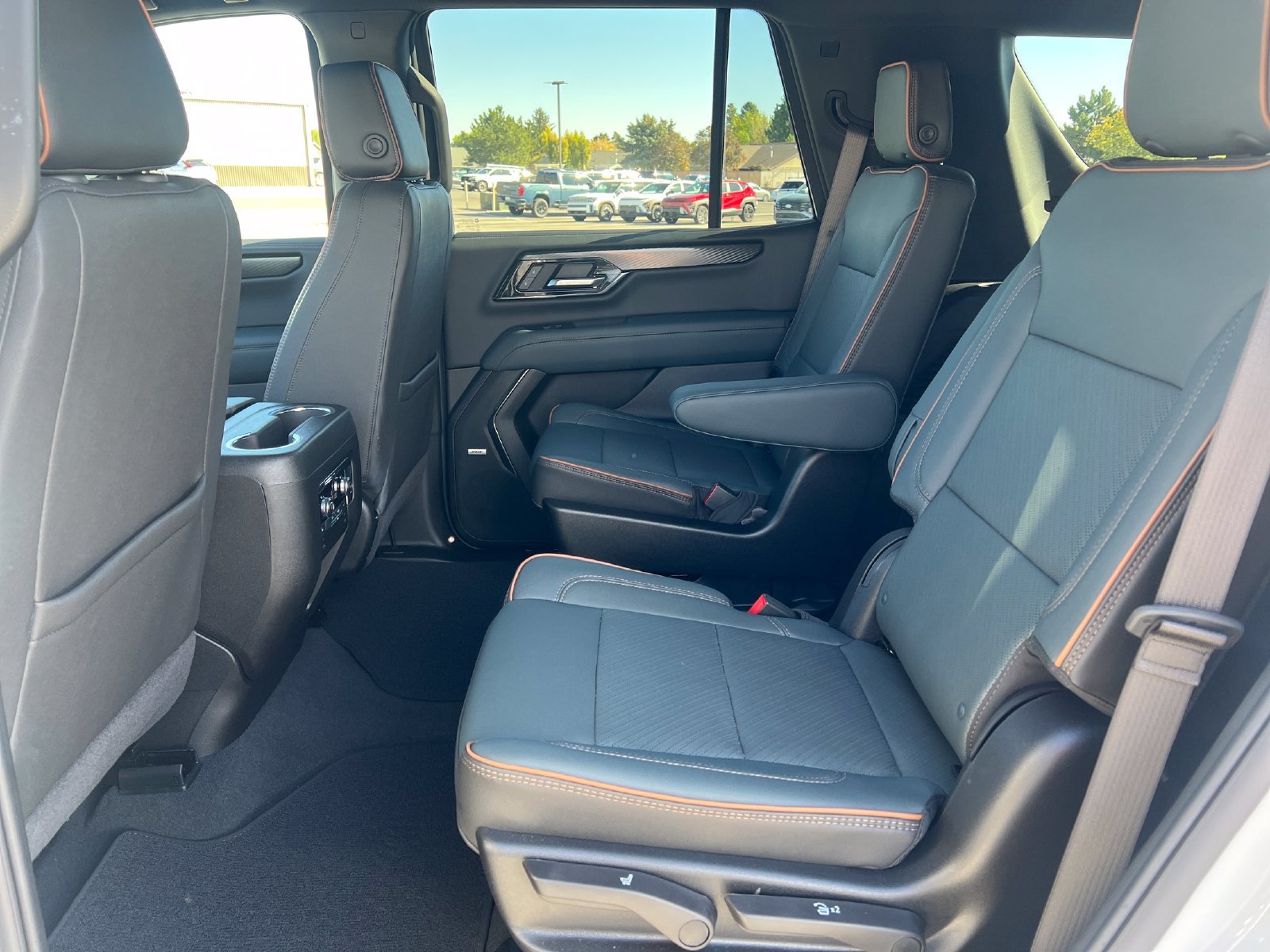 Used 2026 GMC Yukon AT4 w/ Premium Trailering Package AWD/4WD image 26