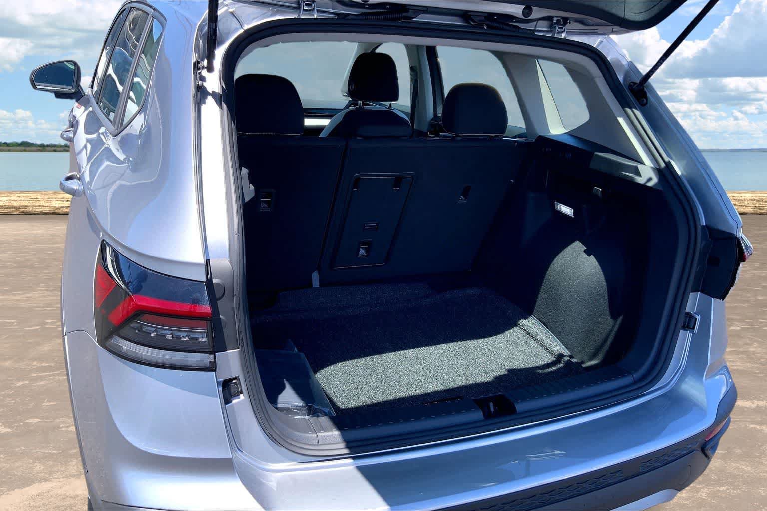 New 2026 Volkswagen Taos S FWD image 19